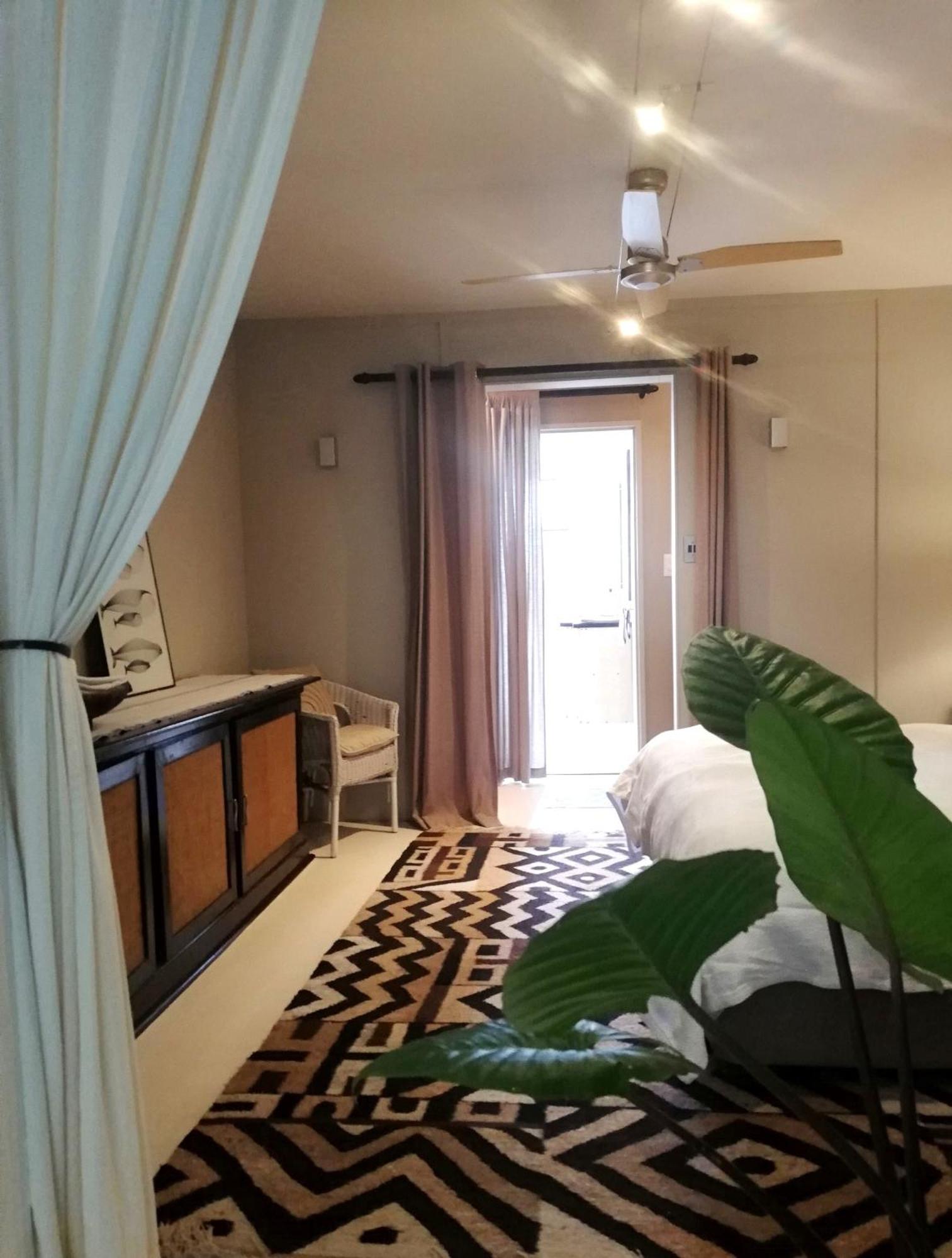 Tranquil Gem - Lush Garden View & Solar Energy! Appartement Plettenbergbaai Buitenkant foto